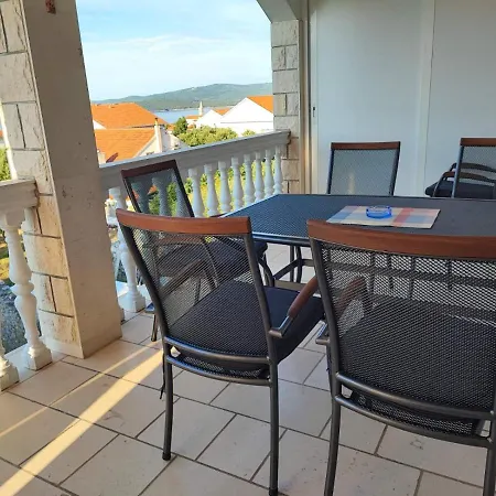 Dodik Apartment Orebic
