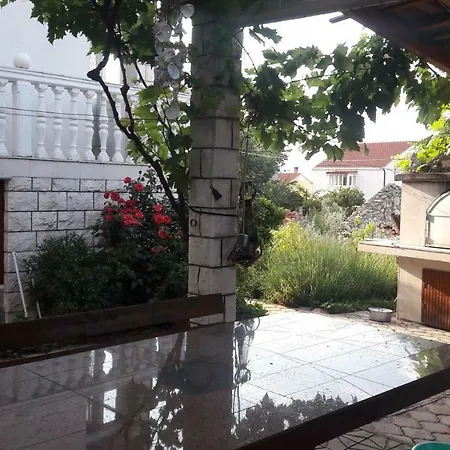 Apartment Dodik *