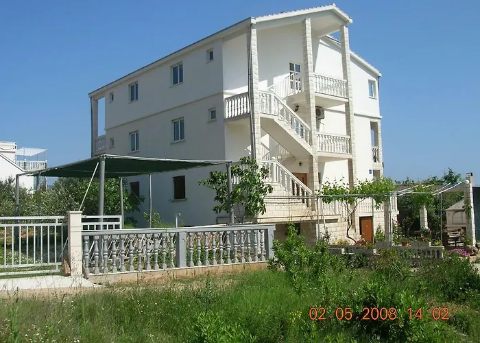 Appartement Dodik *
